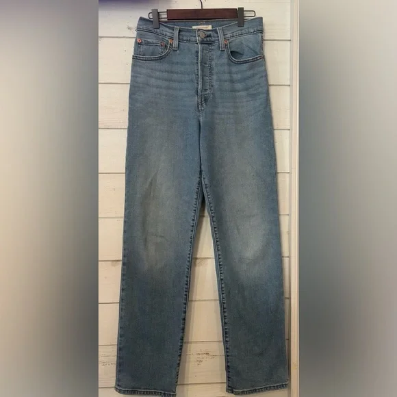 Levi's Ribcage Straight Leg Button Fly High Rise 24W Great Condition! - Picture 5 of 13